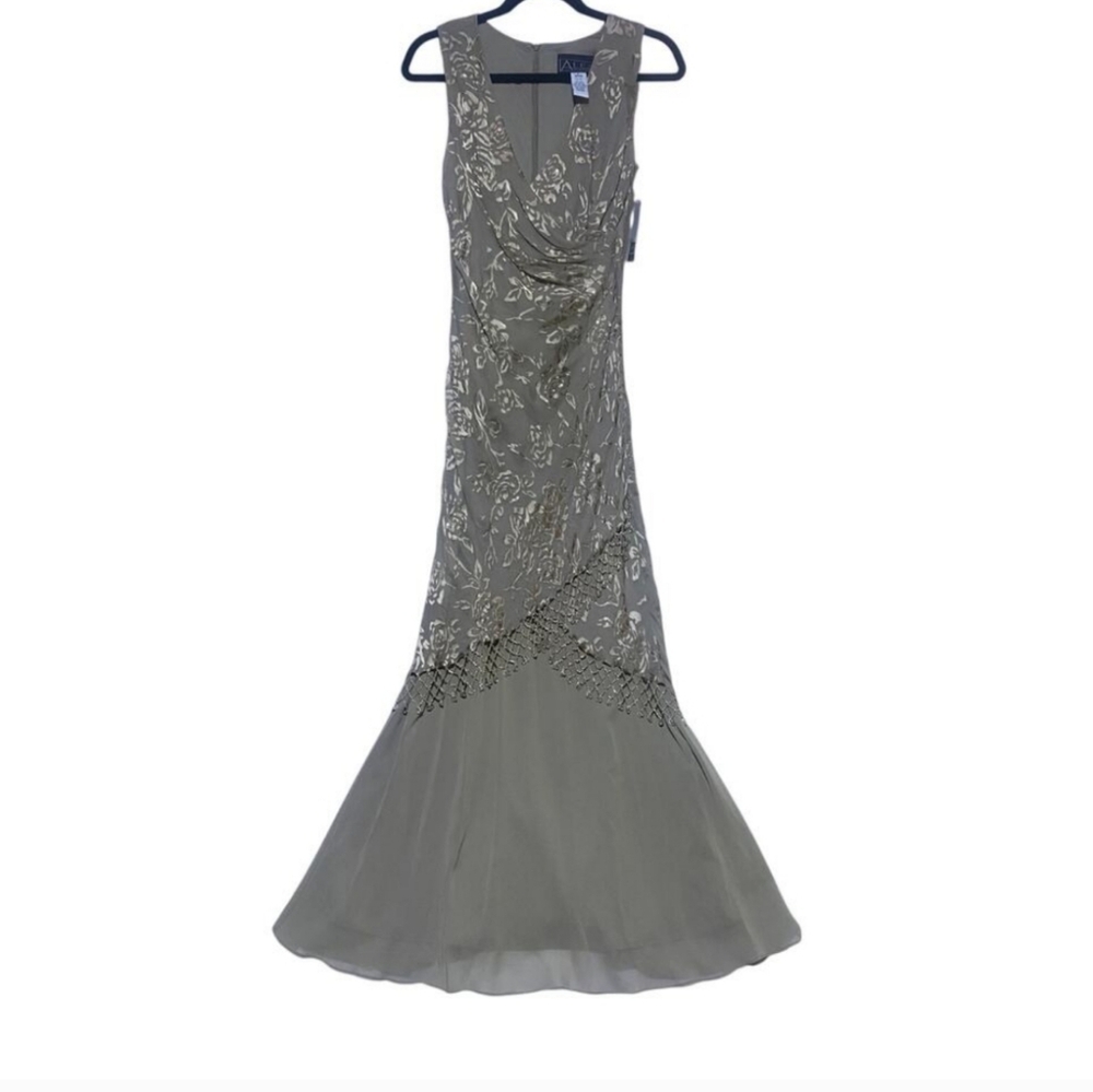 Elegant TAUPE Sleeveless Dress